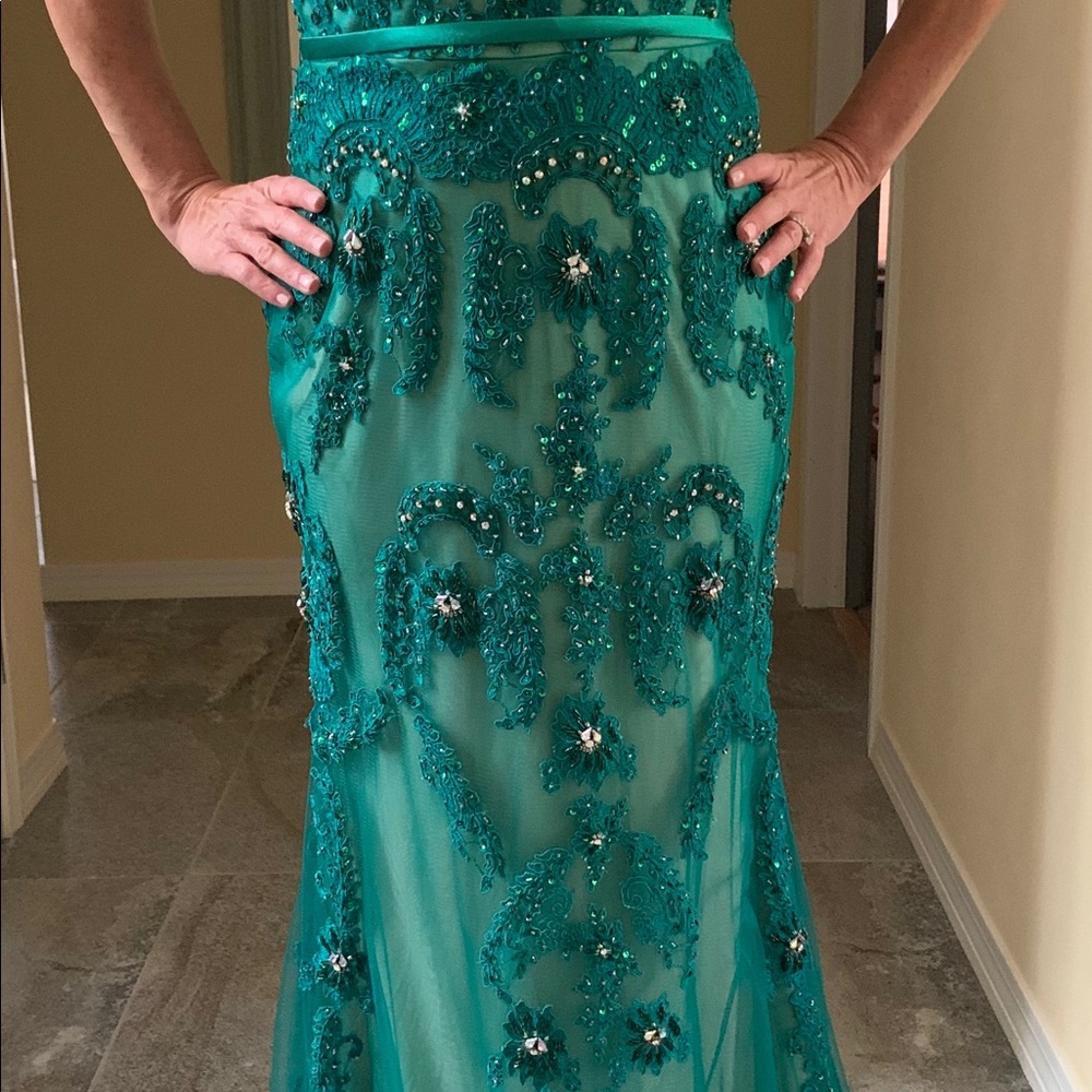 NWT Black Label Couture Gown!! BREATHTAKING! SZ 6 - Picture 2 of 4